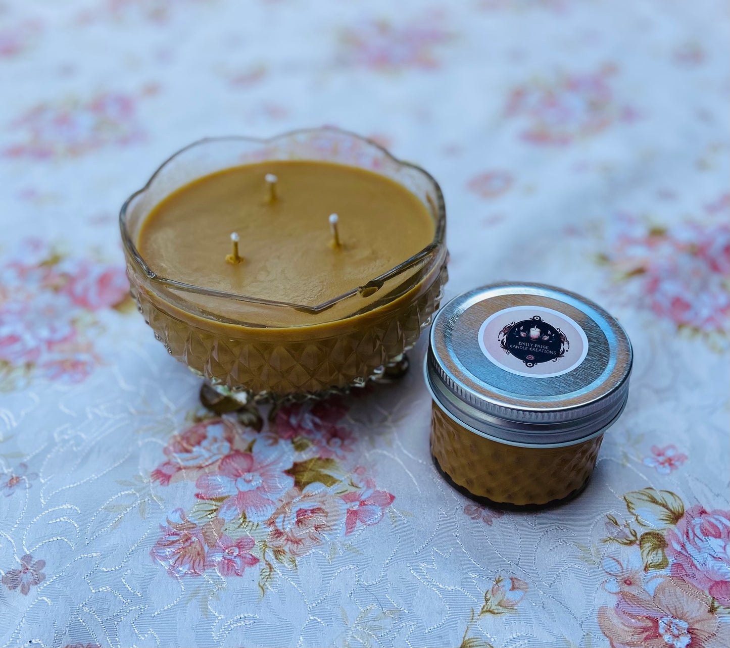 Tobacco Caramel Scented Candles